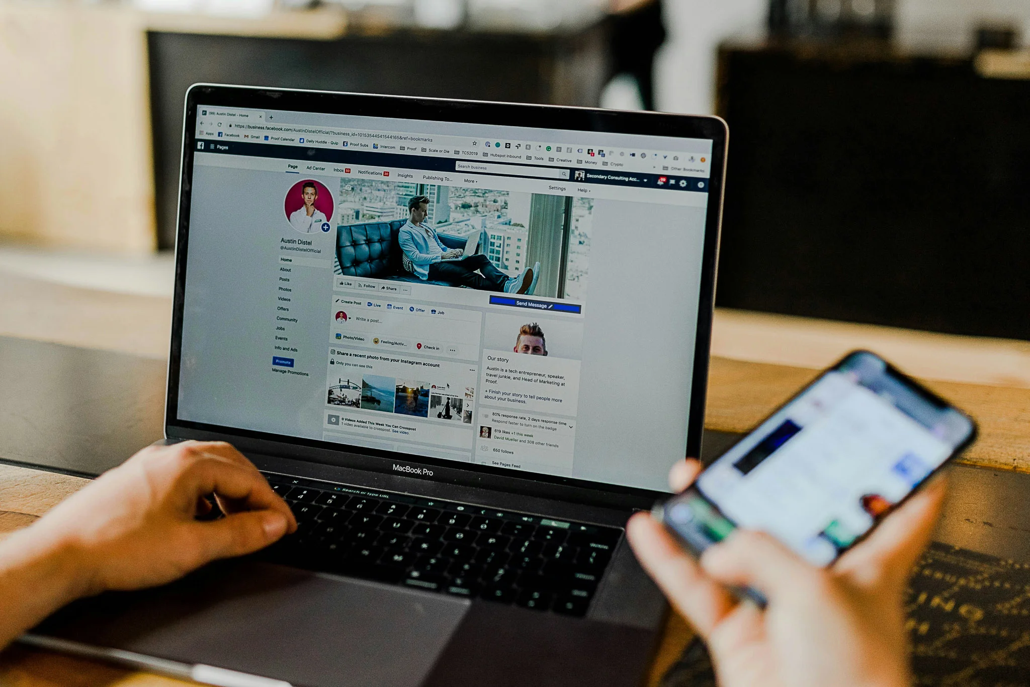 Stratégie de réseaux sociaux à Bayonne - Gestion des réseaux sociaux sur ordinateur et mobile