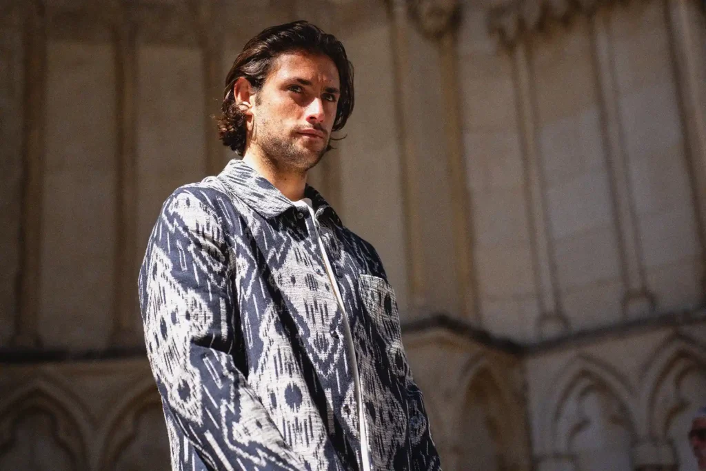 Shooting produits Nouveau dans les rues du Pays Basque